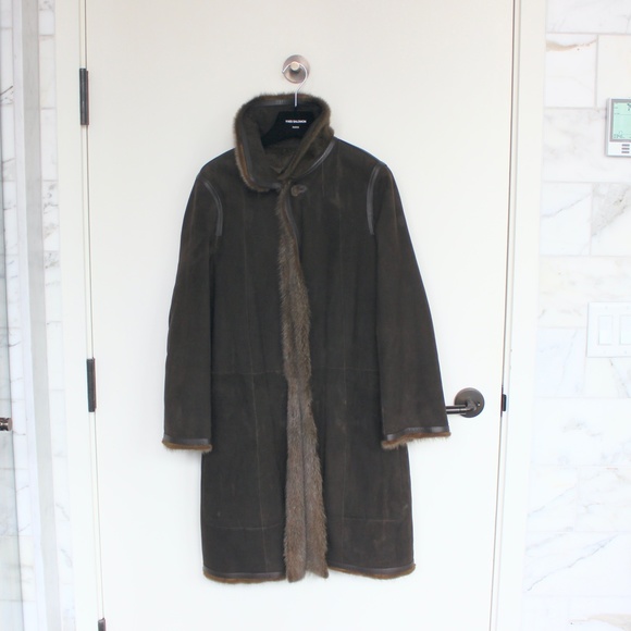 Yves Salomon *Reversible* Sheared Mink/Suede Coat, size 38. *Worn twice* - Picture 9 of 16